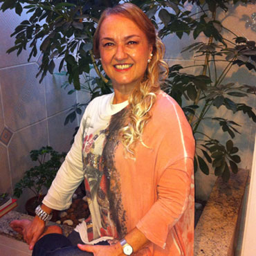 Mestra Cristina Ruggero - Yoga Ananda Centro de Estudos e Pilates - Zona Norte - SP